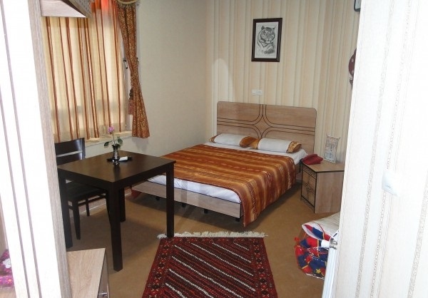 اتاق دو تخته دبل هتل سنتی عماد نظام فردوس